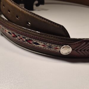 Brown Leather Men's Western Belt with Patterned Detail